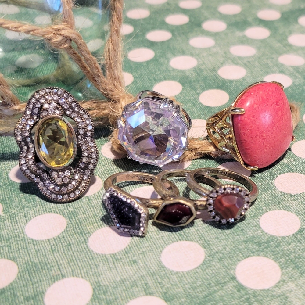 Chloe + Isabel Size 7 Ring Bundle